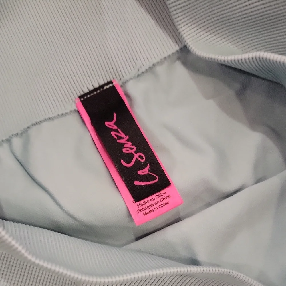 ❄️3/$30 LA SENZA Turquoise Blue Lasercut Athletic Leggings - Picture 4 of 6